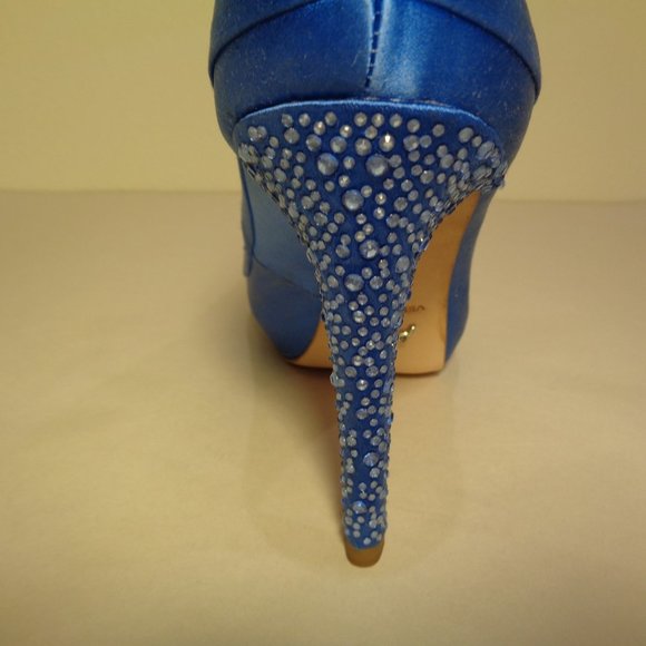 ABS by Allen Schwartz Size 7 M ANISTON New Heels - Picture 8 of 8